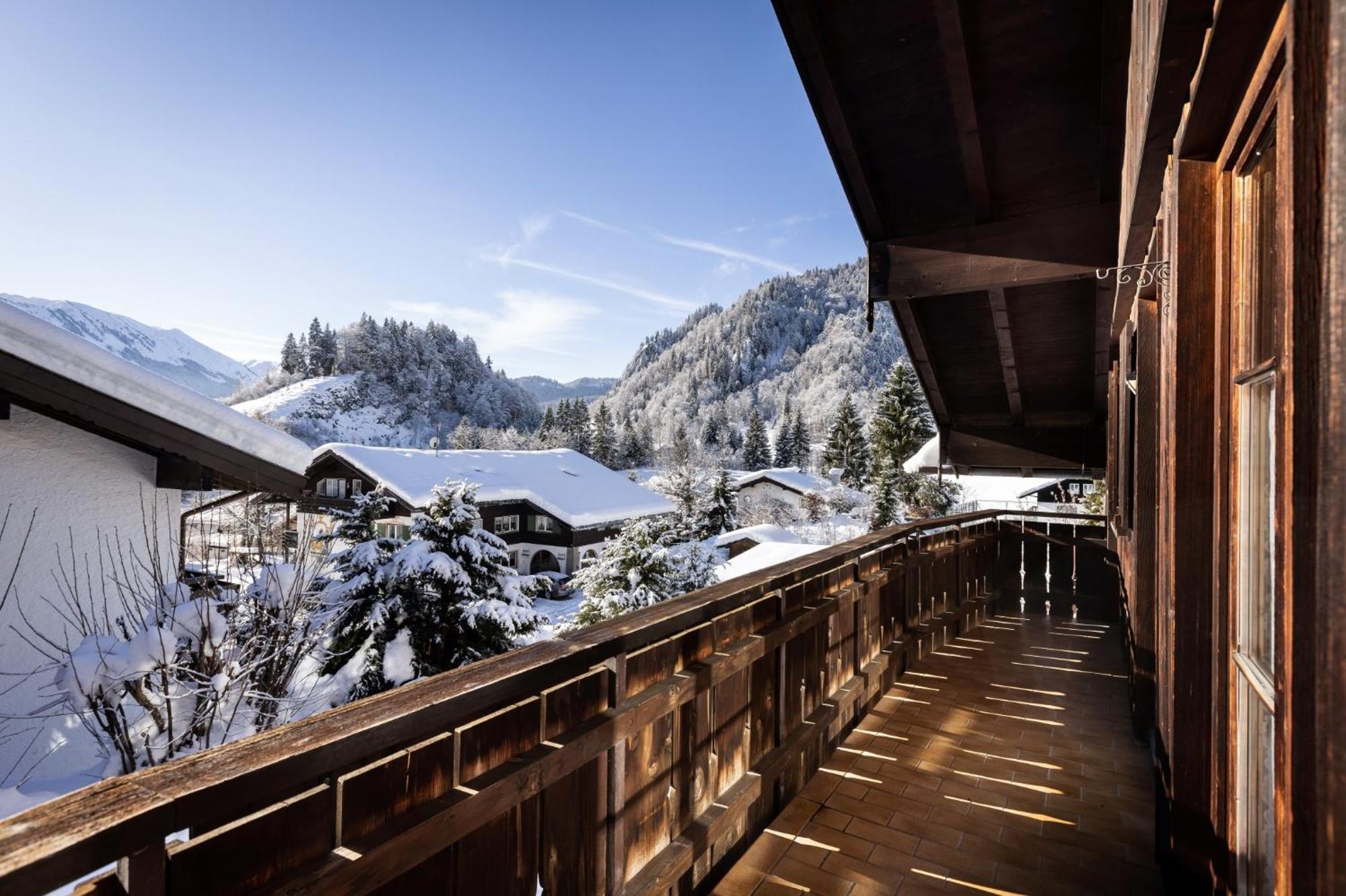 Ferienwohnungen Oberstdorf Schwartges エクステリア 写真